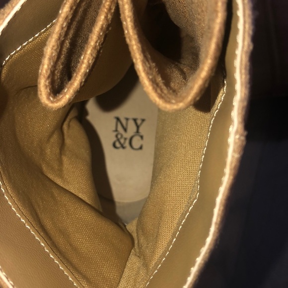 NY&C NWT Suede Block Heel Tan Pom Pom Boots - Picture 8 of 10